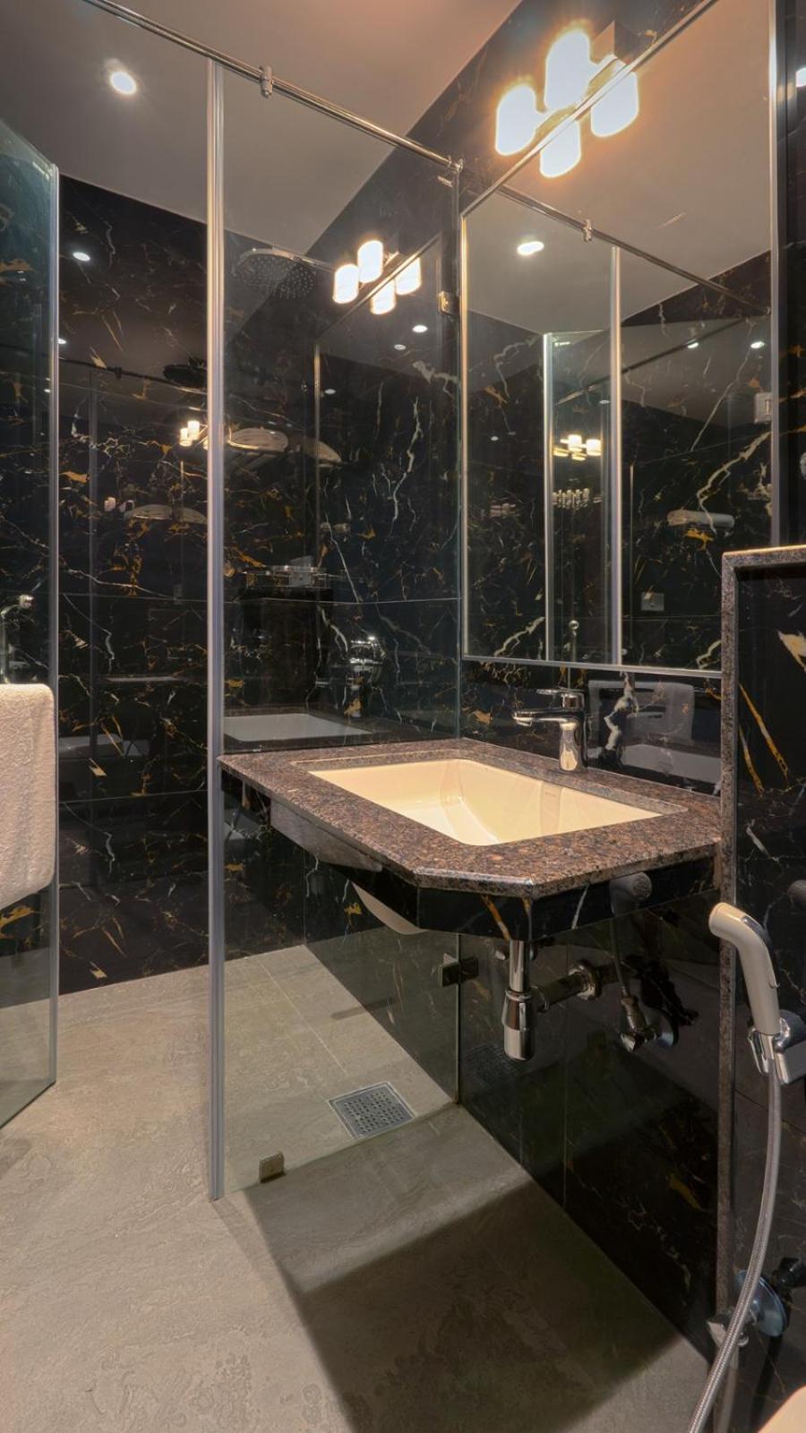 Magnus Nexstar Suites Kalyani Nagar Pune Luaran gambar